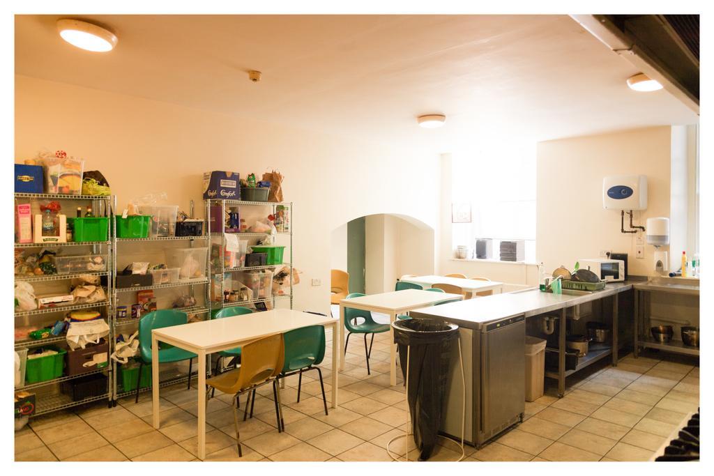Mec Hostel Дъблин Екстериор снимка