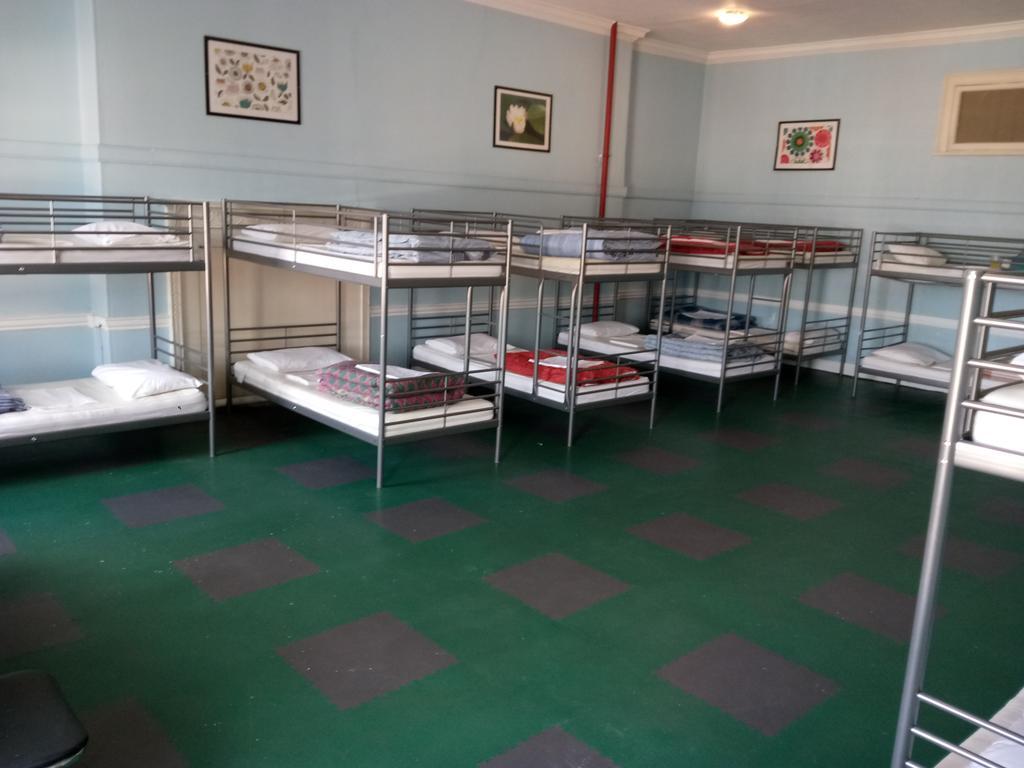 Mec Hostel Дъблин Екстериор снимка
